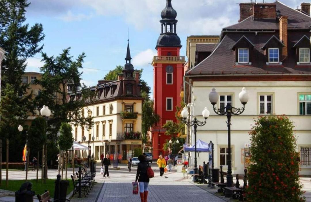 Apartament Lilla 2 Jelenia Gora Luaran gambar
